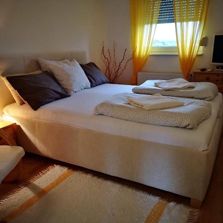 Meszaros Apartman Bük Εξωτερικό φωτογραφία